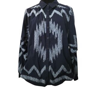Pilcro Black and White Aztec-Style Button-Down Shirt